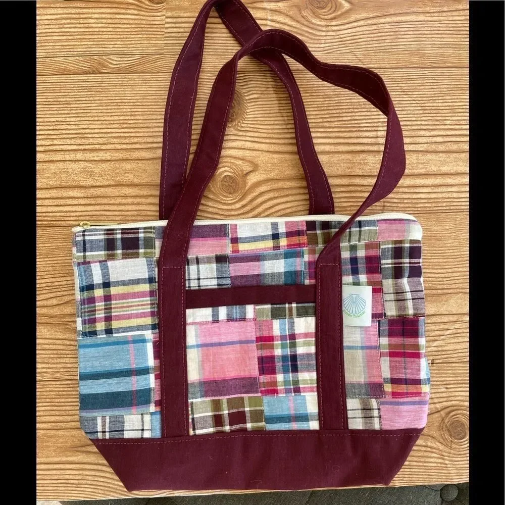 Susan Towner plaid handle bag with zip top, size is 10.5” tall, 13” wide.